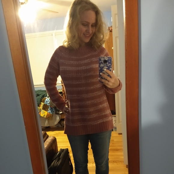 Meet your Posher, Leah - Picture 3 of 3